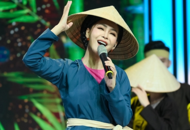 hoa-hau-bolero-my-ngoc-tgnguoinoitieng