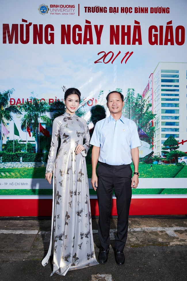 hoa-hau-loan-vuong-mac-ao-dai-gian-di-ngoi-ghe-giam-khao-tgnguoinoitieg 9