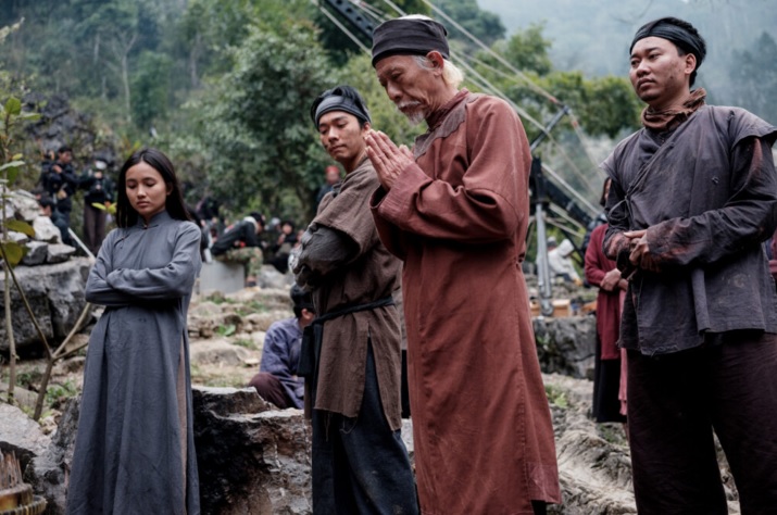 Quá trình sản xuất gian khổ của ê-kíp làm phim kinh dị 'Tết ở làng địa ngục'