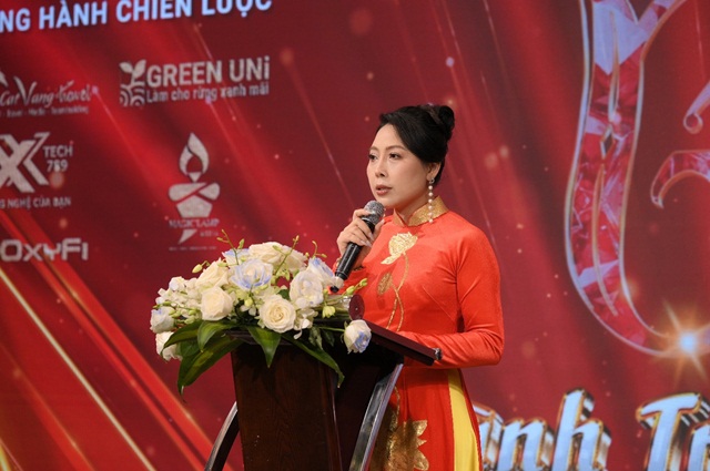 Hoa hậu Doanh nhân Trí tuệ Nguyễn Thị Nhuần (Thùy Dương) chia sẻ hành trình xây dựng GEN CLUB