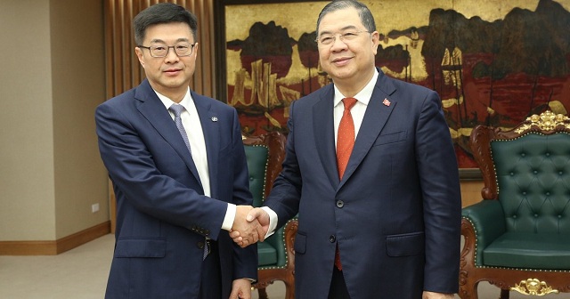 pho-thu-tuong-thuong-truc-pham-gia-tuc-tiep-chu-tich-china-eximbank