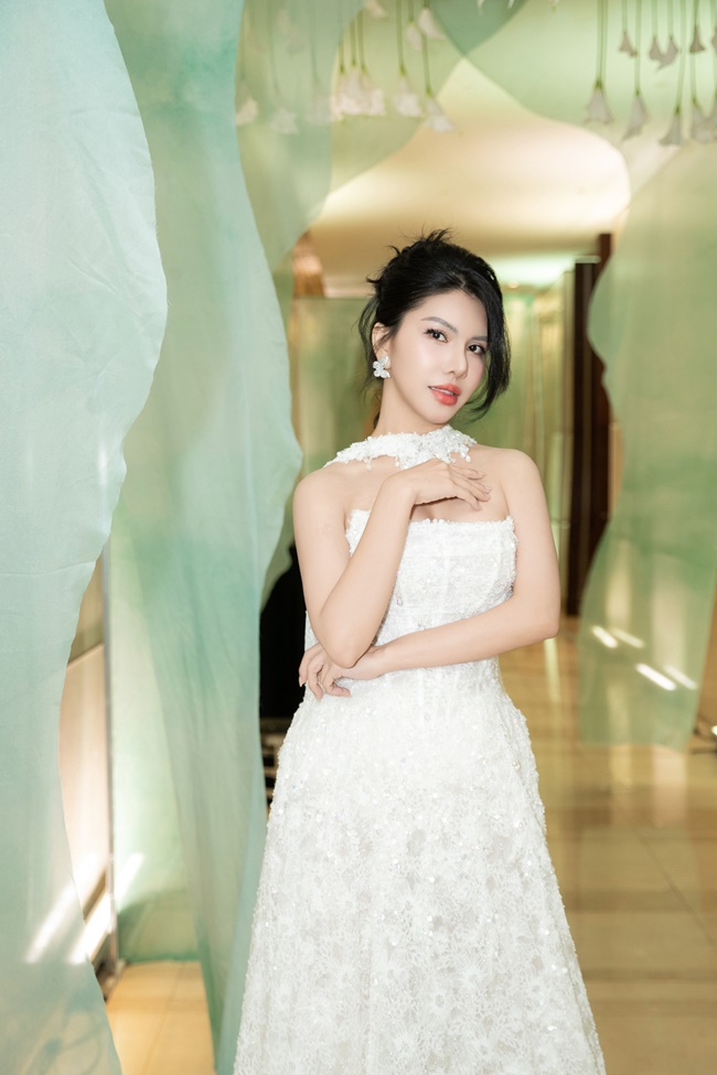 hoa-hau-loan-vuong-tgnguoinoitieng6