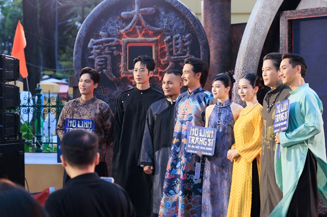 ho-linh-trang-si--bi-an-mo-vua-dinh-doan-phim-chia-se-khat-vong-cham-toi-giac-mo-dien-anh-viet 92