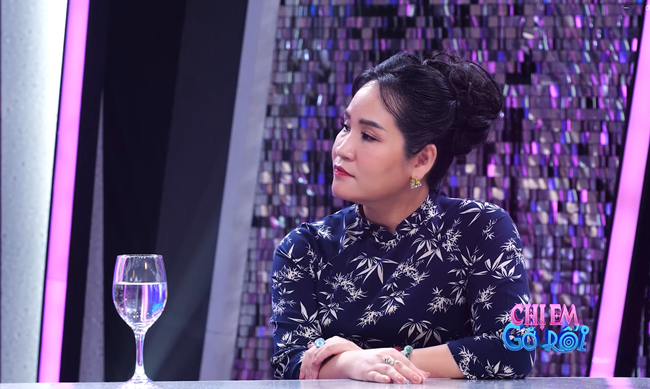 phuong-trinh-jolie-kho-xu-voi-tinh-huong-eo-le-cua-mot-phu-nu-co-con-voi-nhan-tinh-SHOWBIZ 6